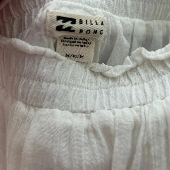 Billabong She’s a Doll Beachy Dress. Size medium - Picture 4 of 6